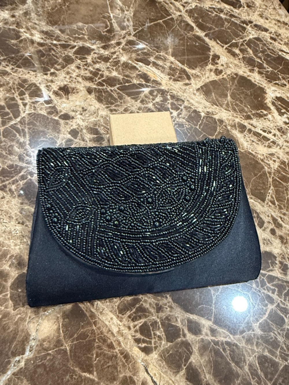 Elegant Black Beaded Women’s Clutch excellent condition